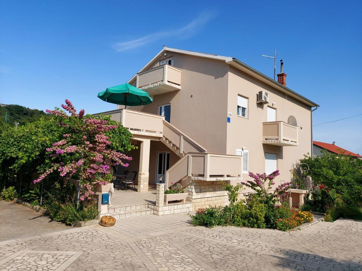 Apartman Anka Palit Exterior photo