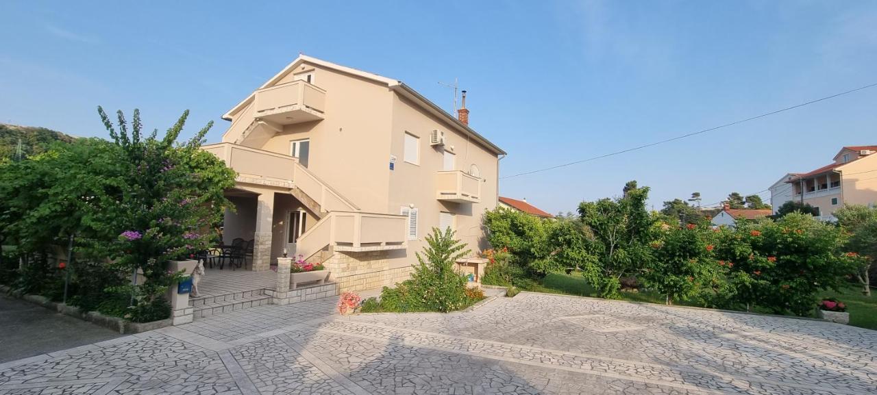 Apartman Anka Palit Exterior photo